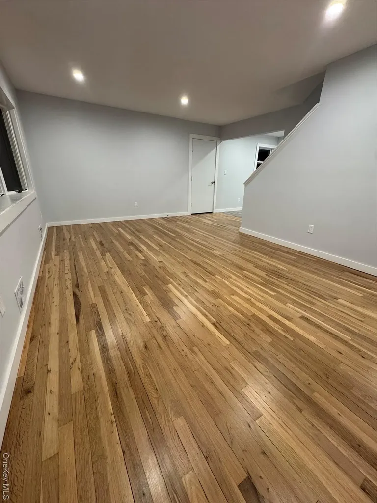 3 Vine Court Centereach NY 11720
