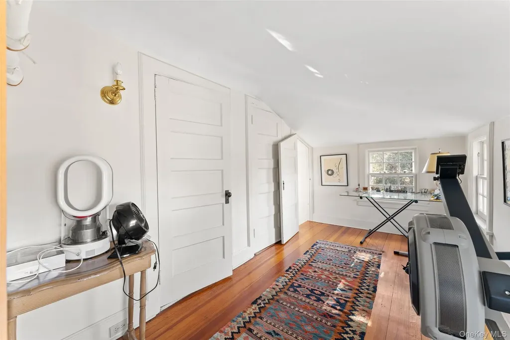 2 Oakwood Place Scarsdale NY 10583