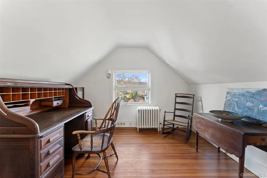 2 Oakwood Place Scarsdale NY 10583