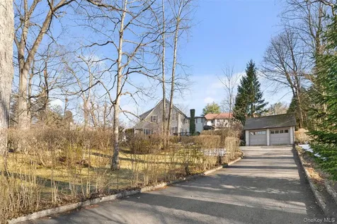 2 Oakwood Place Scarsdale NY 10583