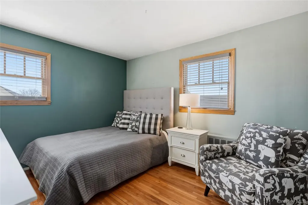 185 East Drive Copiague NY 11726