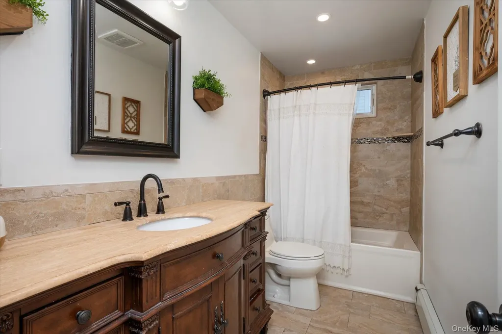126 Walnut Road Kings Park NY 11754