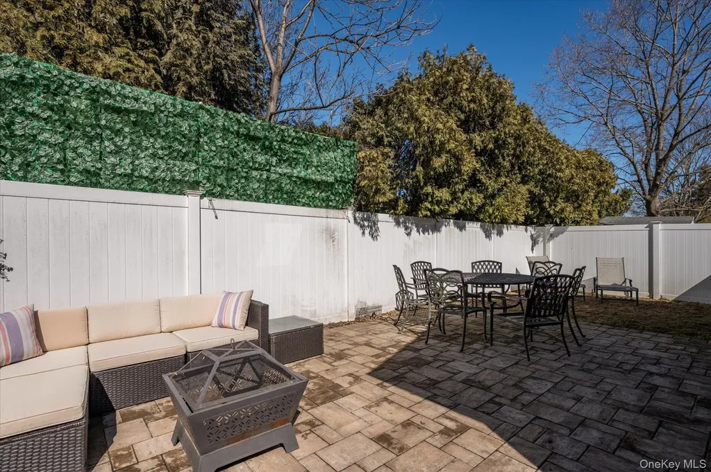 126 Walnut Road Kings Park NY 11754