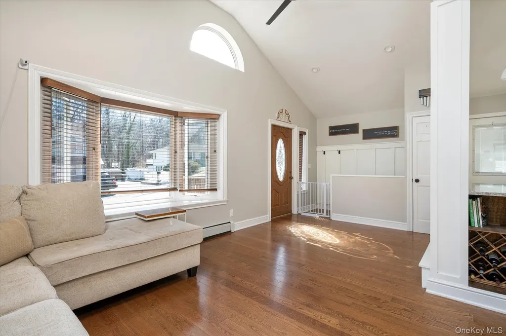126 Walnut Road Kings Park NY 11754