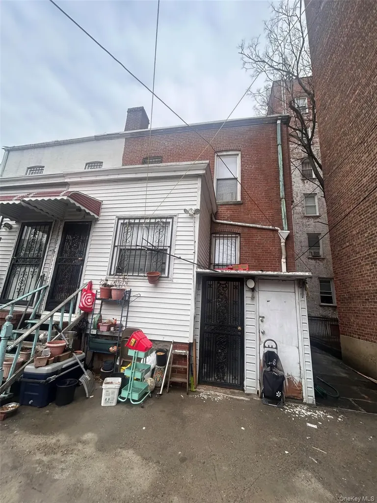 42-34 Ithaca Street Elmhurst NY 11373