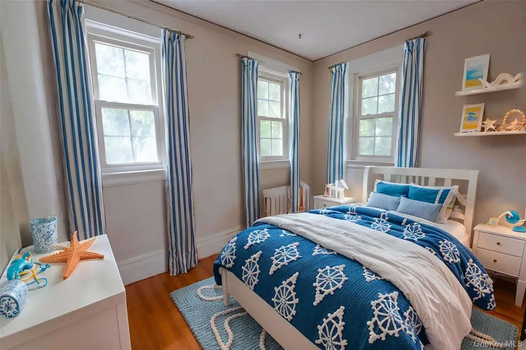 26 Overlook Circle New Rochelle NY 10804