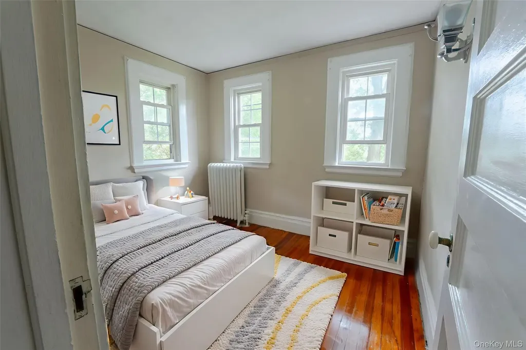 26 Overlook Circle New Rochelle NY 10804