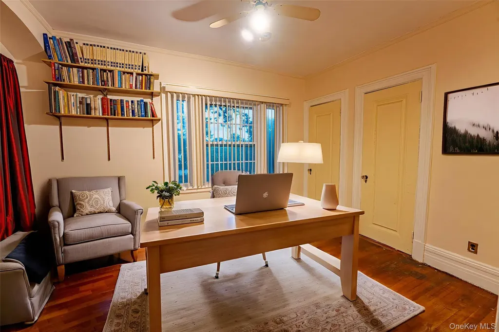 26 Overlook Circle New Rochelle NY 10804