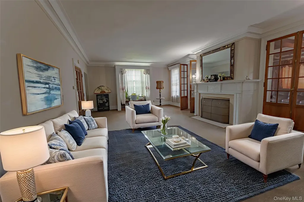 26 Overlook Circle New Rochelle NY 10804
