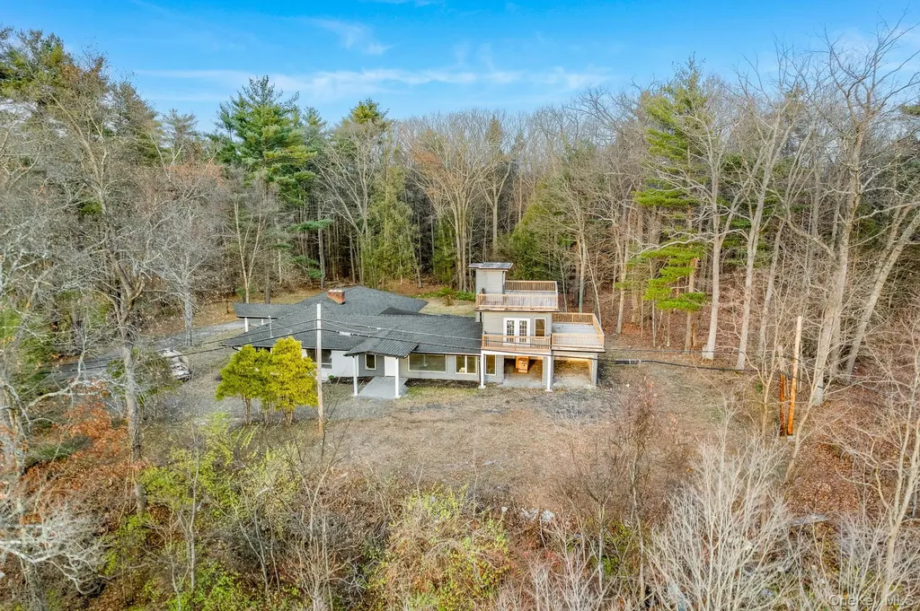 233 Forest Hill Drive Kingston NY 12401