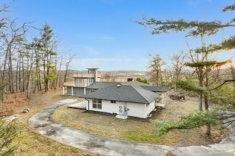 233 Forest Hill Drive Kingston NY 12401