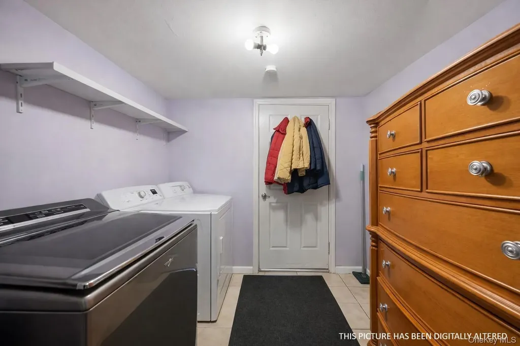 346 Maple Avenue Riverhead NY 11901