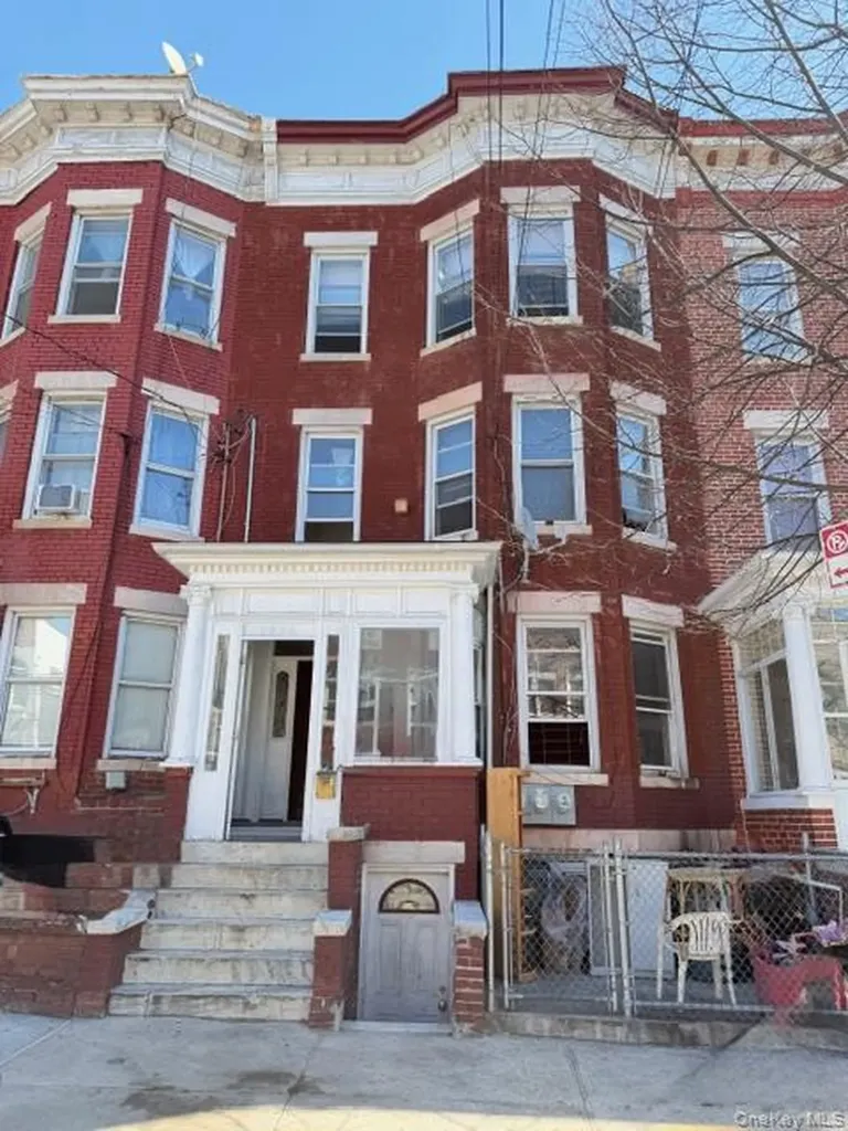 2896 Heath Avenue Bronx NY 10463