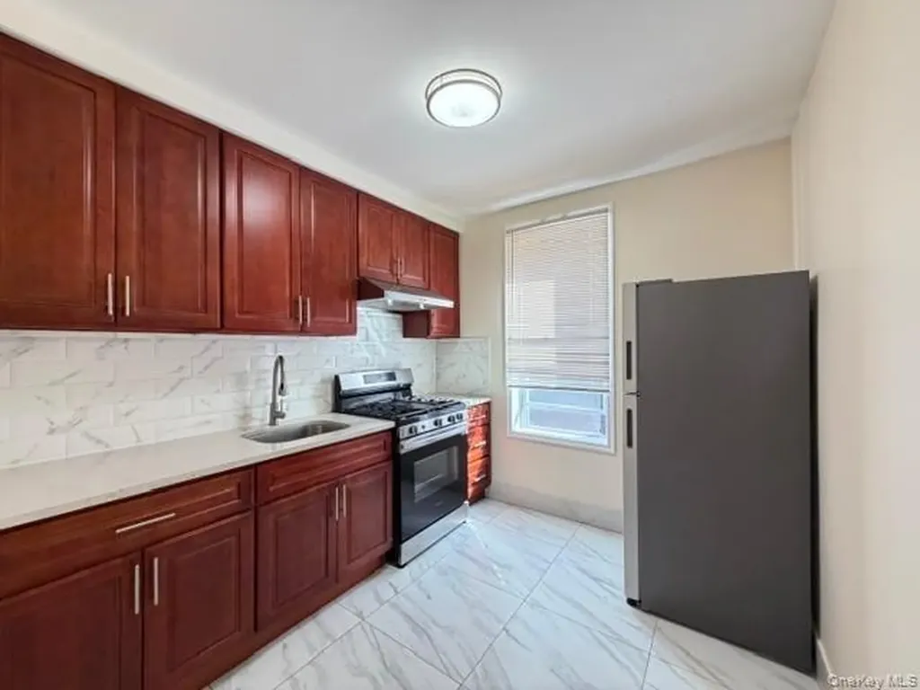 2896 Heath Avenue Bronx NY 10463