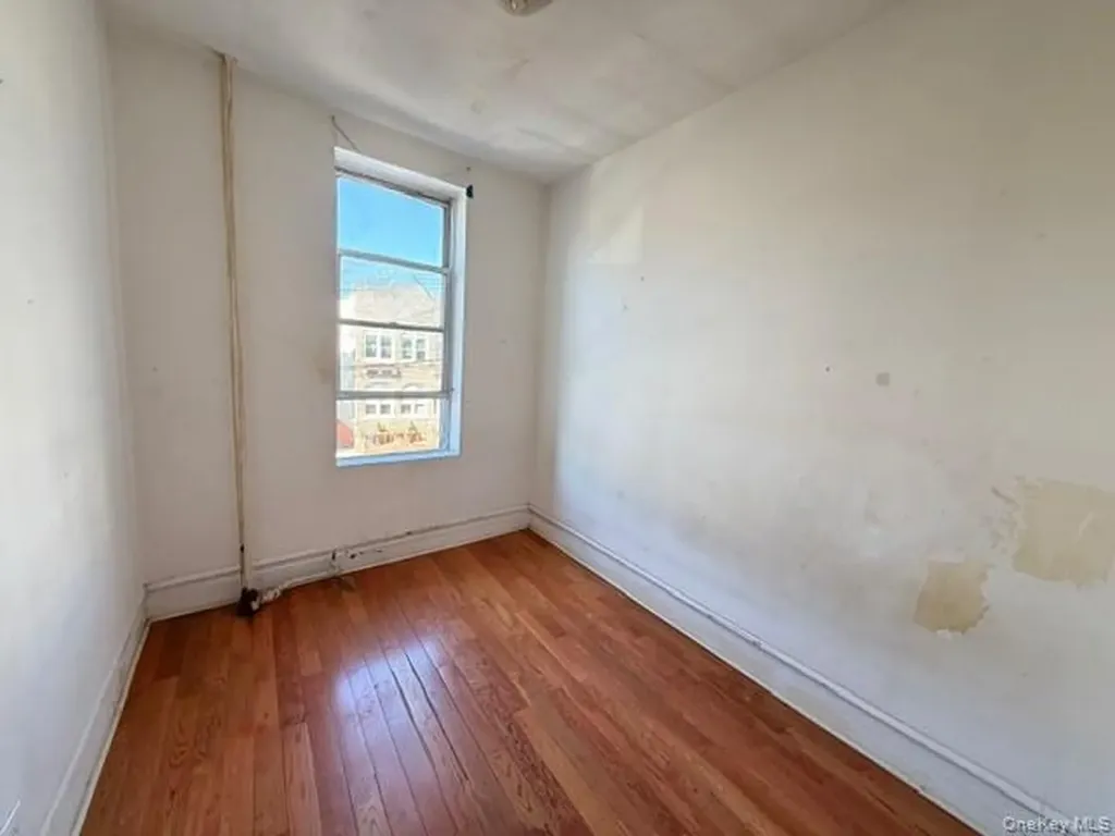2896 Heath Avenue Bronx NY 10463