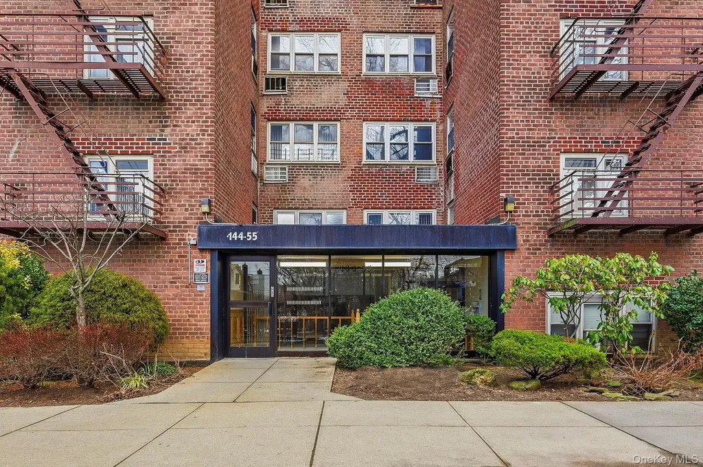 144-55 Melbourne Avenue Flushing NY 11367
