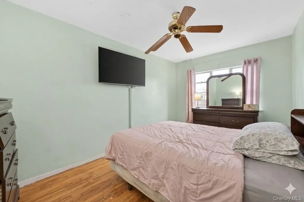 1043 Hendrix Street Brooklyn NY 11207