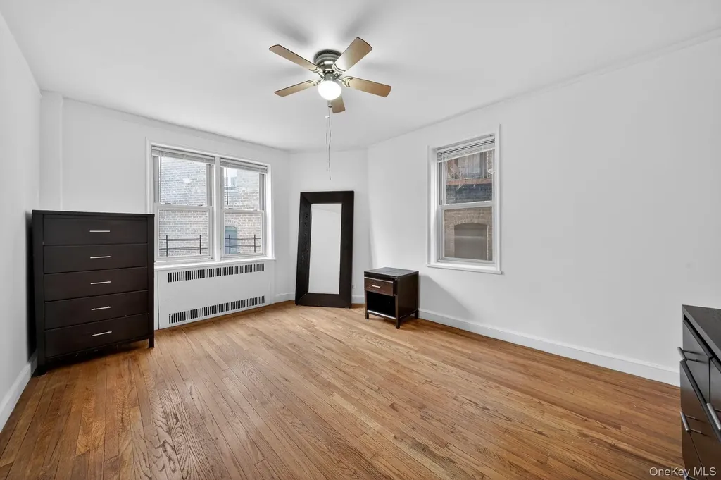 2190 Boston Road Bronx NY 10462