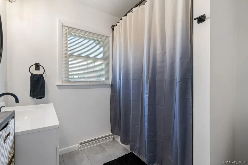 48 Loch Lomond Lane Middletown NY 10941