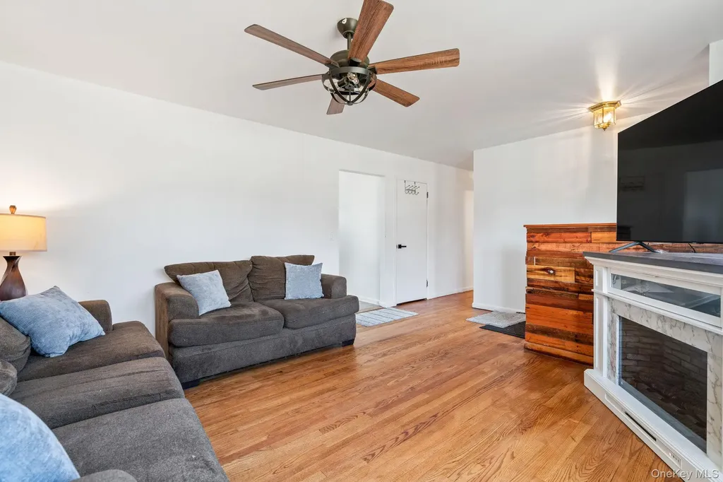 48 Loch Lomond Lane Middletown NY 10941