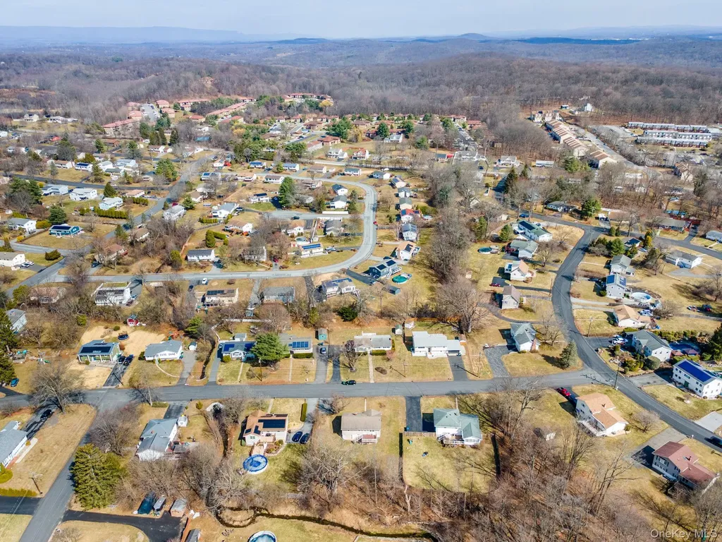 48 Loch Lomond Lane Middletown NY 10941