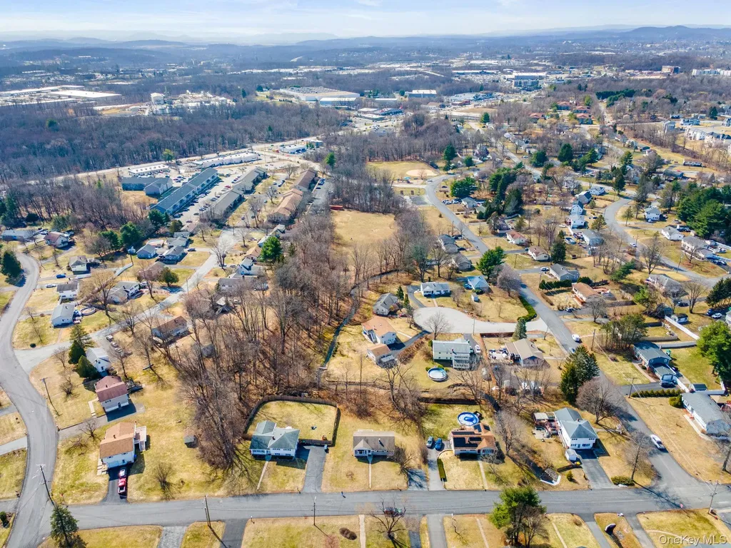 48 Loch Lomond Lane Middletown NY 10941