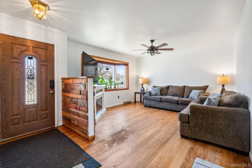 48 Loch Lomond Lane Middletown NY 10941