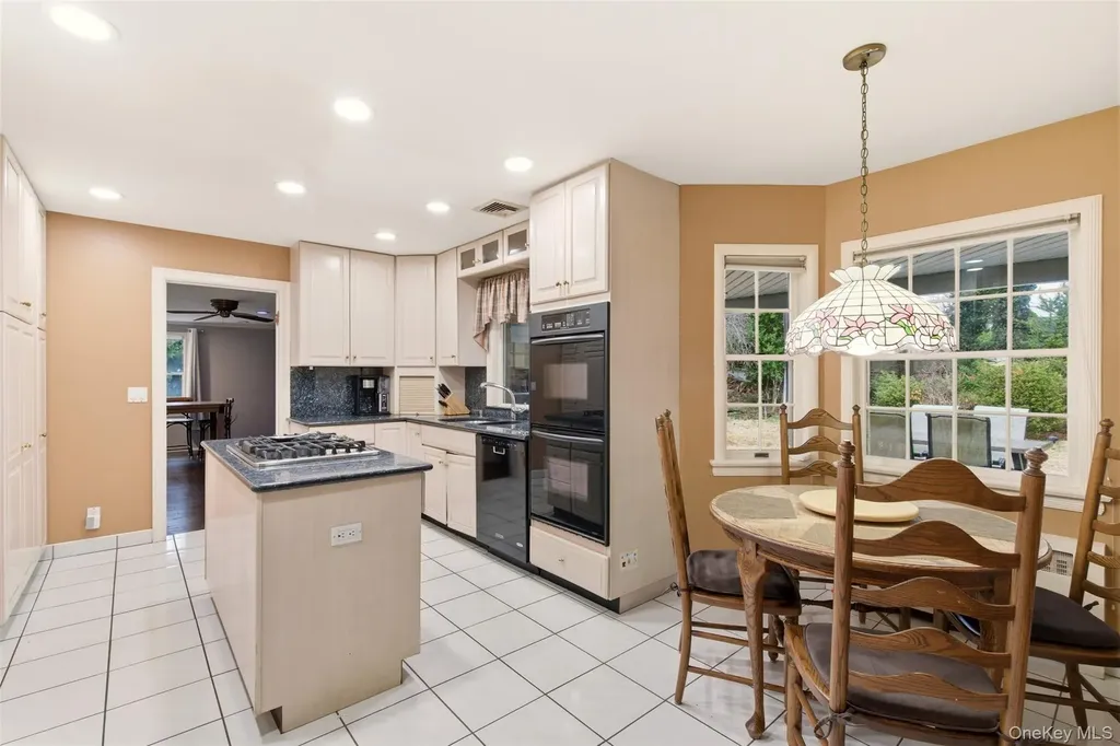 101 Convent Road Syosset NY 11791