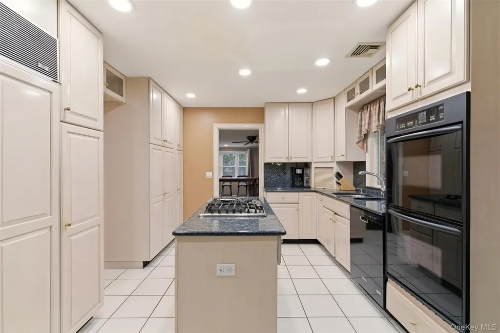 101 Convent Road Syosset NY 11791