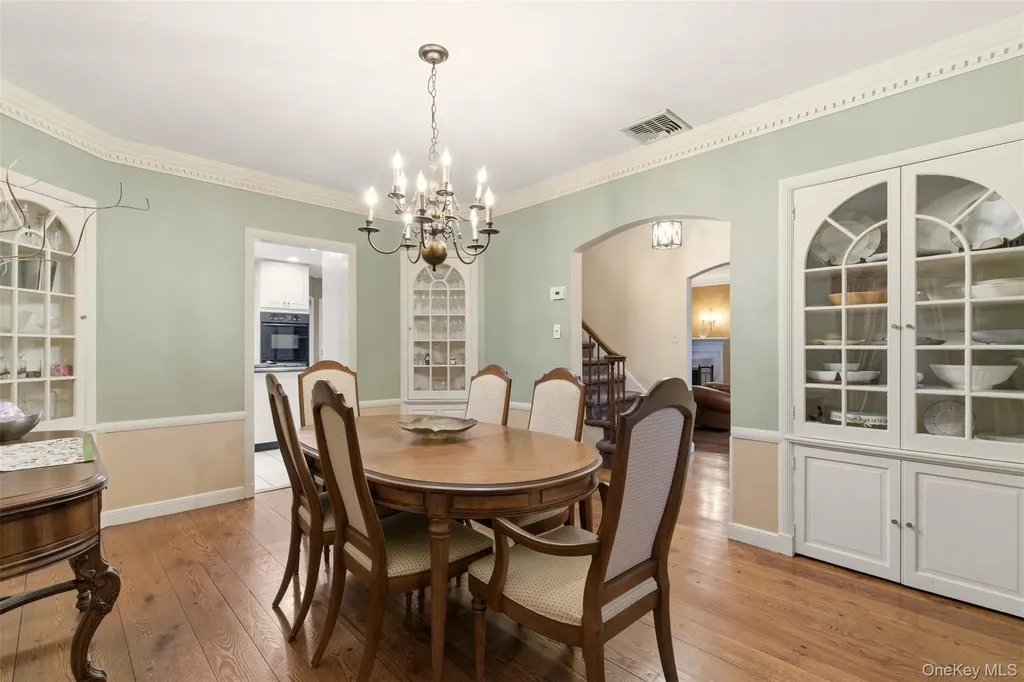 101 Convent Road Syosset NY 11791