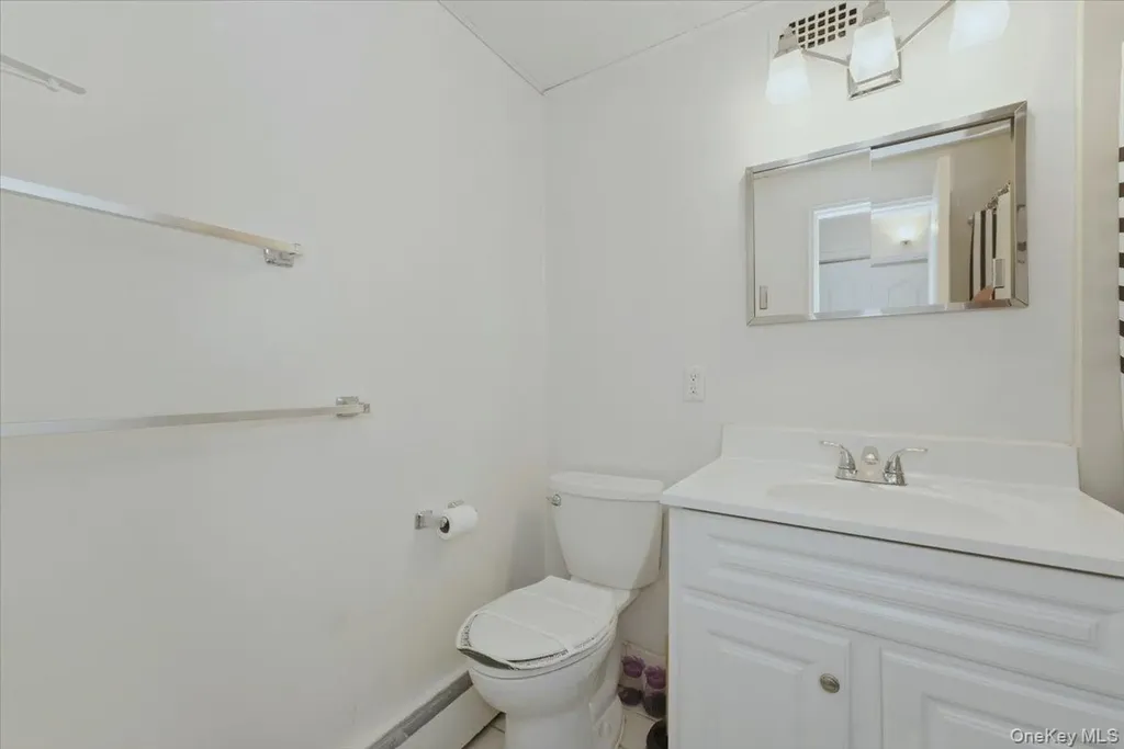 222 Smith Street Freeport NY 11520
