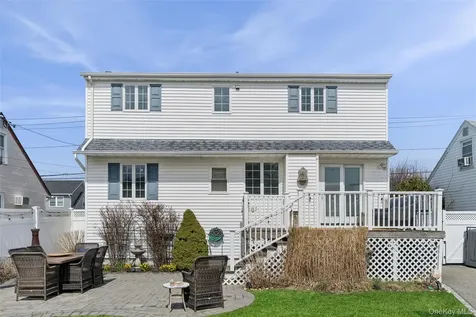 2576 Legion Street Bellmore NY 11710