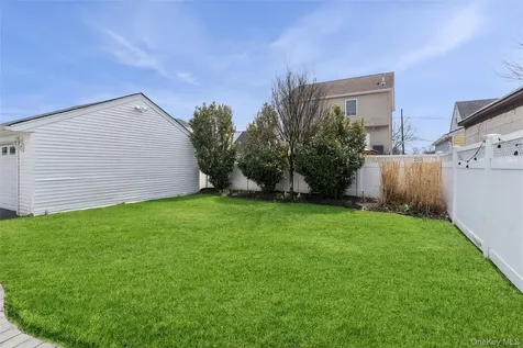 2576 Legion Street Bellmore NY 11710