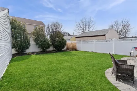 2576 Legion Street Bellmore NY 11710