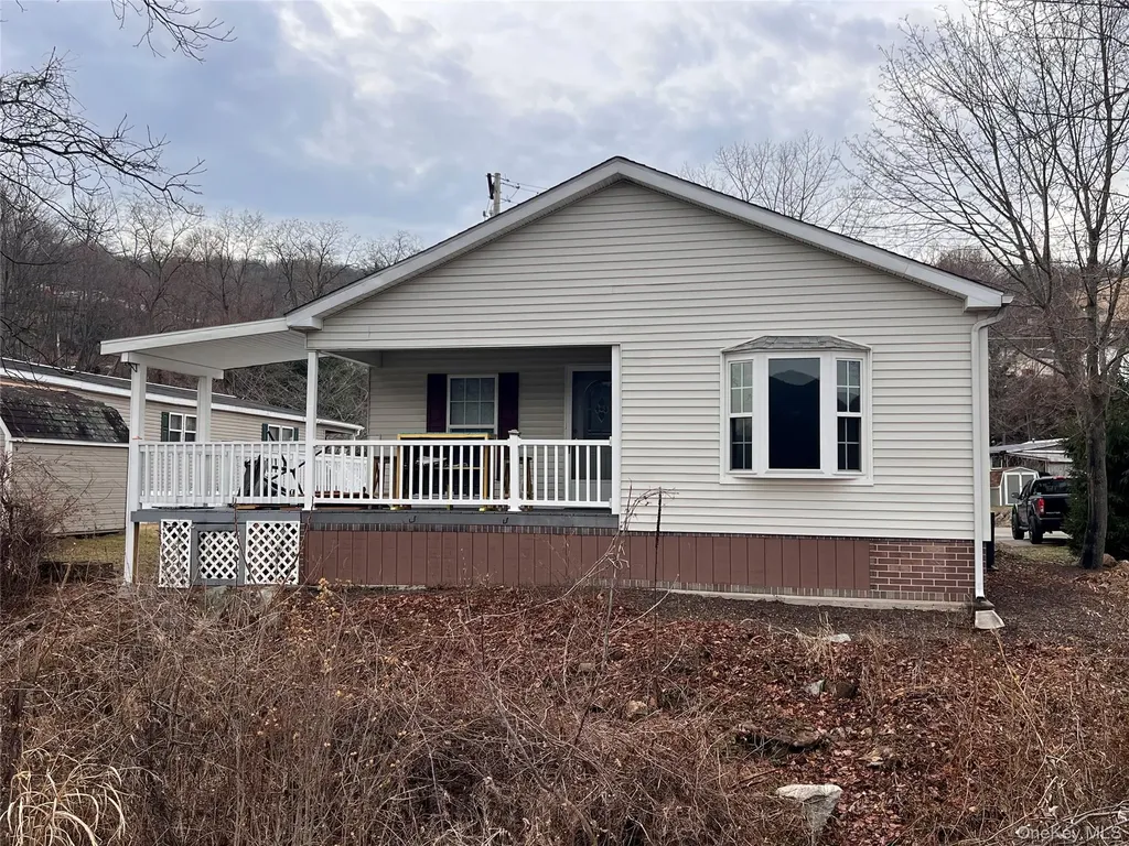 6 Old State Road Highland Falls NY 10928