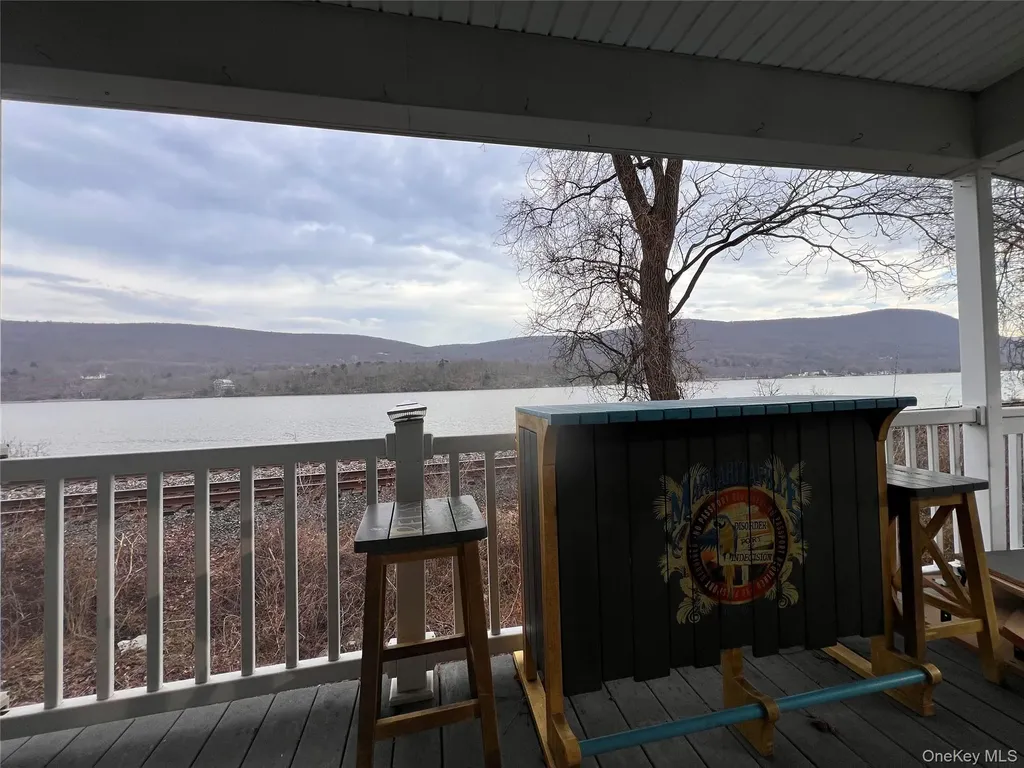 6 Old State Road Highland Falls NY 10928