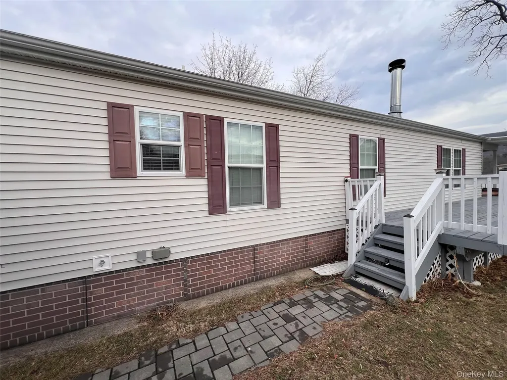 6 Old State Road Highland Falls NY 10928