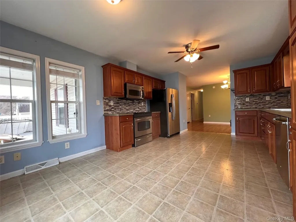 6 Old State Road Highland Falls NY 10928