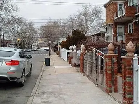 623 E 85th Street Brooklyn NY 11236