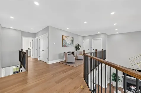 1832 Soundview Court Yorktown Heights NY 10598