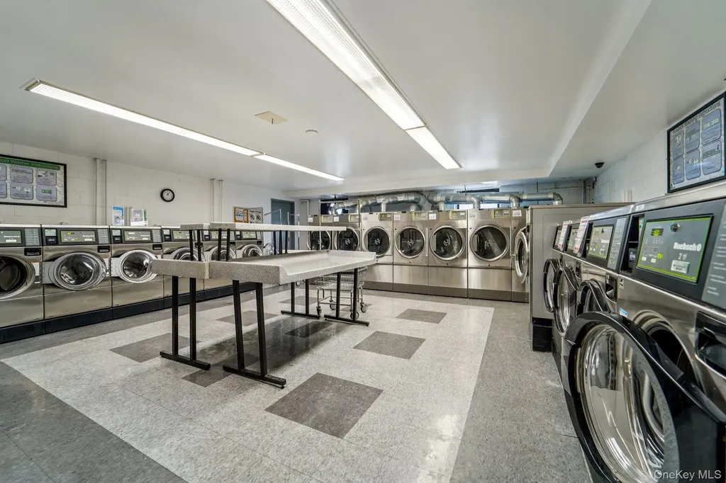 1085 Warburton Avenue Yonkers NY 10701