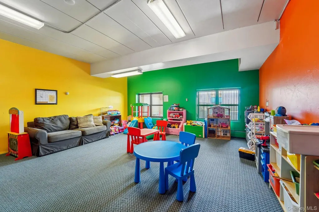 1085 Warburton Avenue Yonkers NY 10701