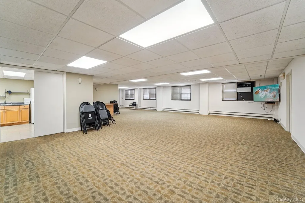 1085 Warburton Avenue Yonkers NY 10701