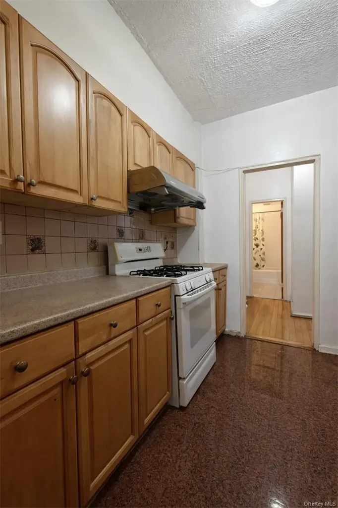 134-54 Maple Avenue Flushing NY 11355