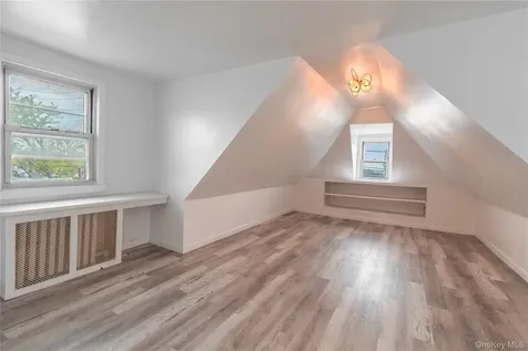 14-11 Cross Bay Boulevard Broad Channel NY 11693