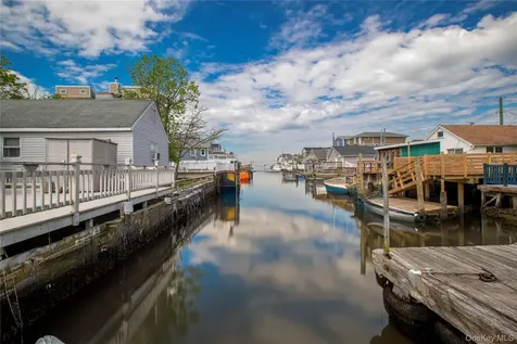 14-11 Cross Bay Boulevard Broad Channel NY 11693
