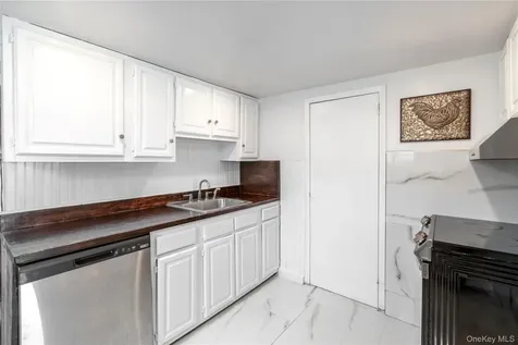 14-11 Cross Bay Boulevard Broad Channel NY 11693