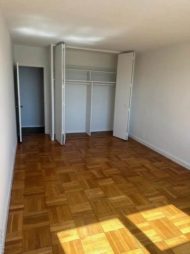 2400 Johnson Avenue Bronx NY 10463