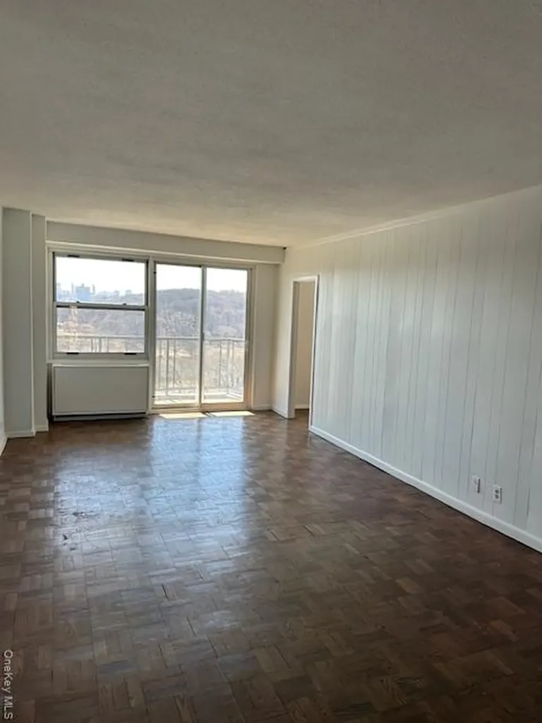 2400 Johnson Avenue Bronx NY 10463
