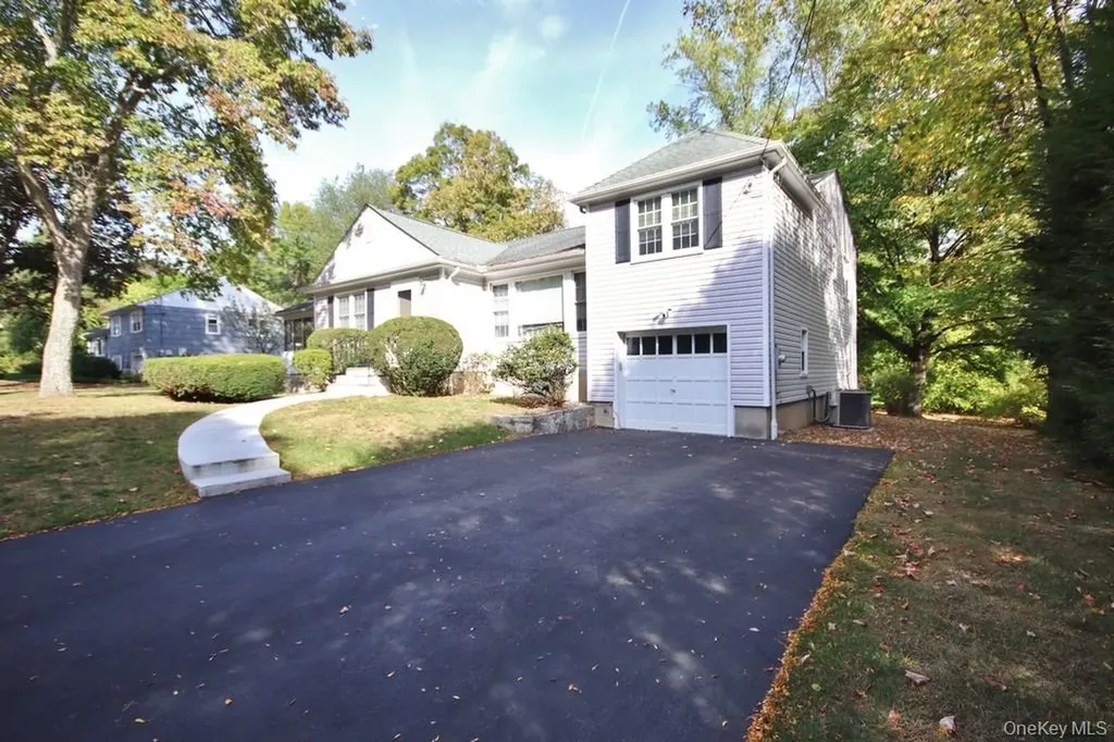 47 Fuller Road Briarcliff Manor NY 10510